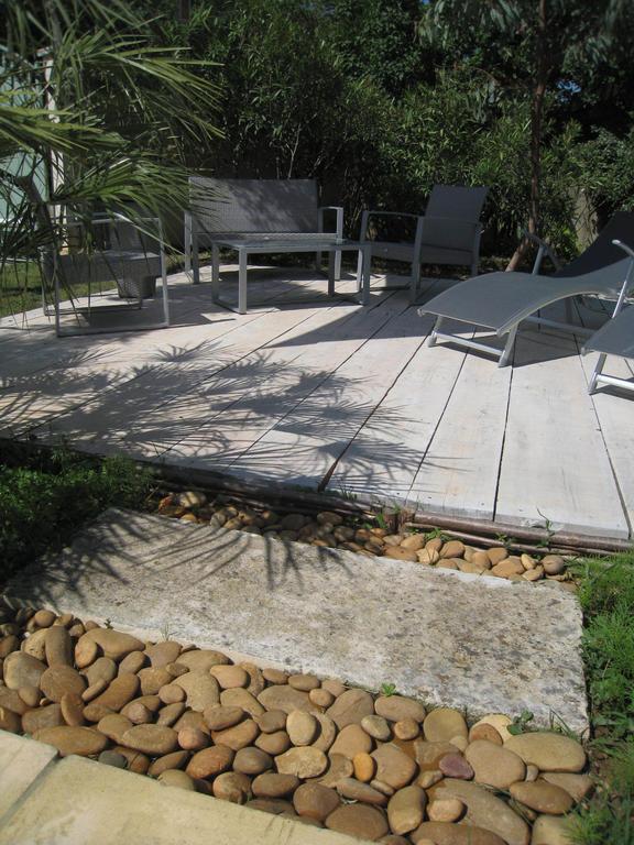 Le Clos Olives Comps  Rum bild
