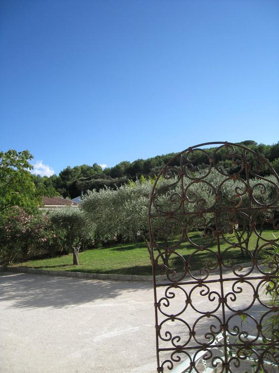 Le Clos Olives Comps  Exteriör bild